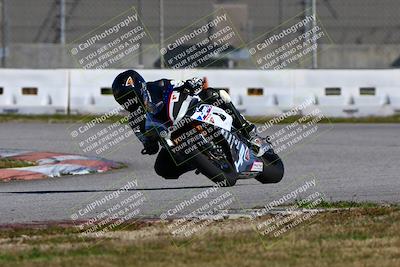 media/Jan-21-2023-Fastrack Riders (Sat) [[fcf3f88a30]]/Level 4/Session 3 Turn 9/